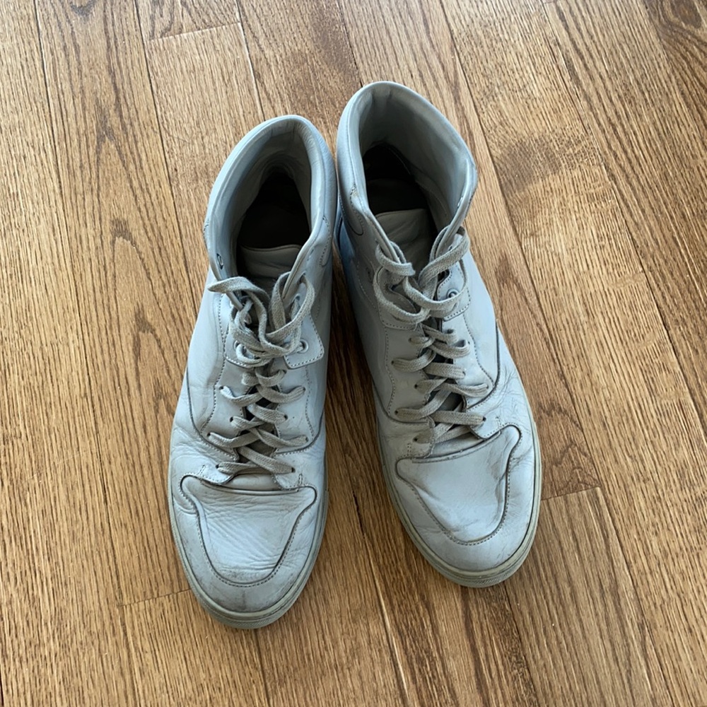 High top Balenciaga Sneakers